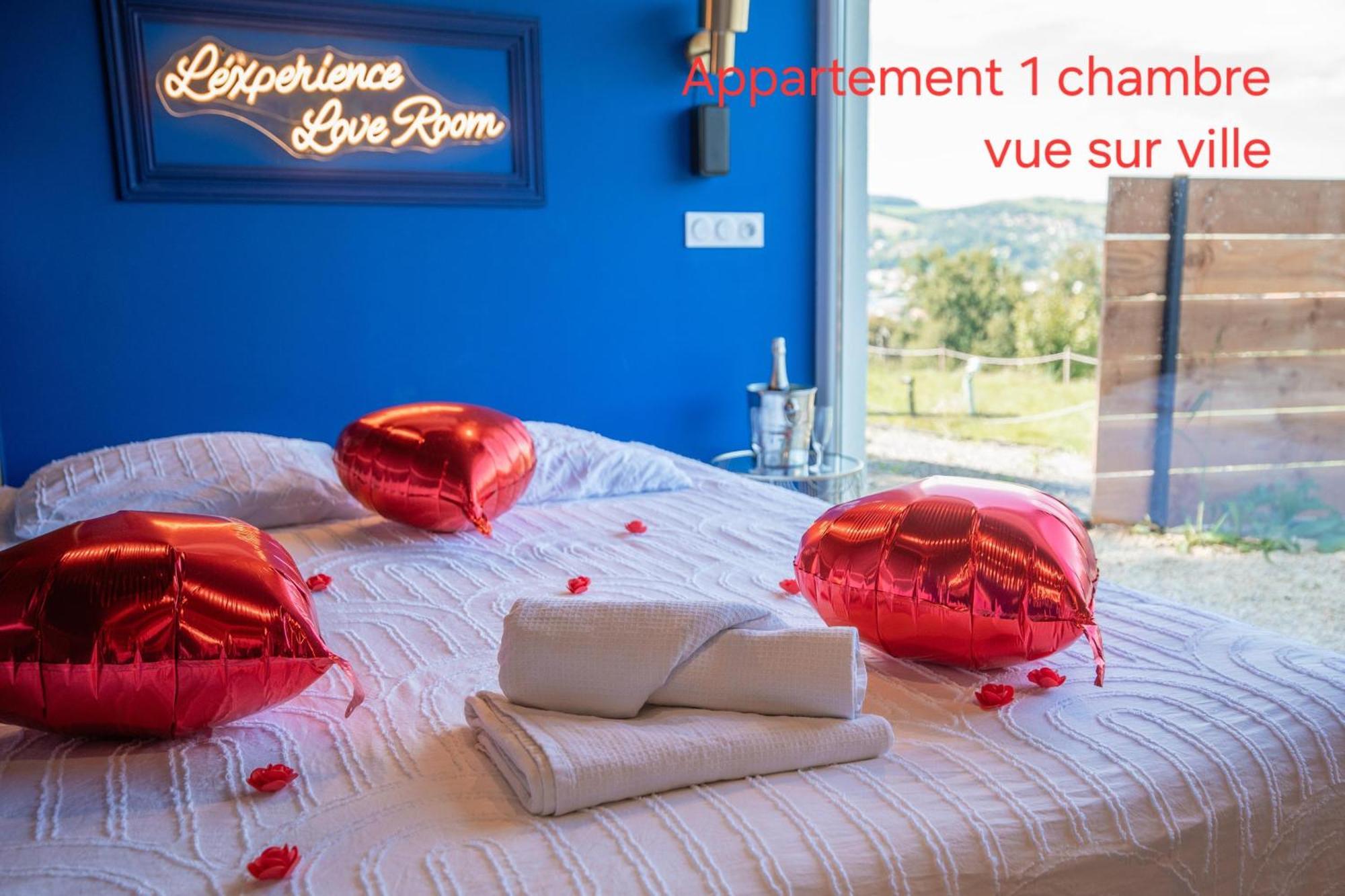 L'Experience Love Room Saint-Jean-Bonnefonds Exterior photo